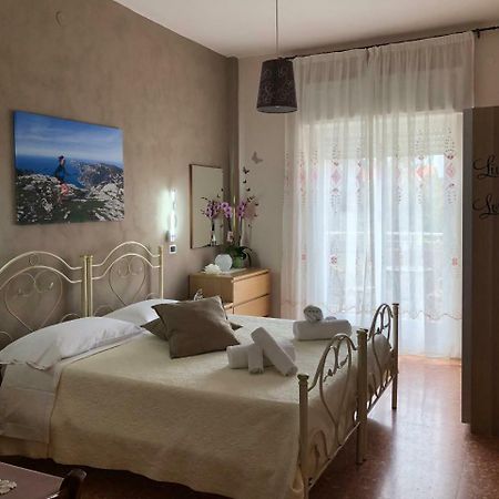 New Royal Bed & Breakfast อาเจโรลา ภายนอก รูปภาพ