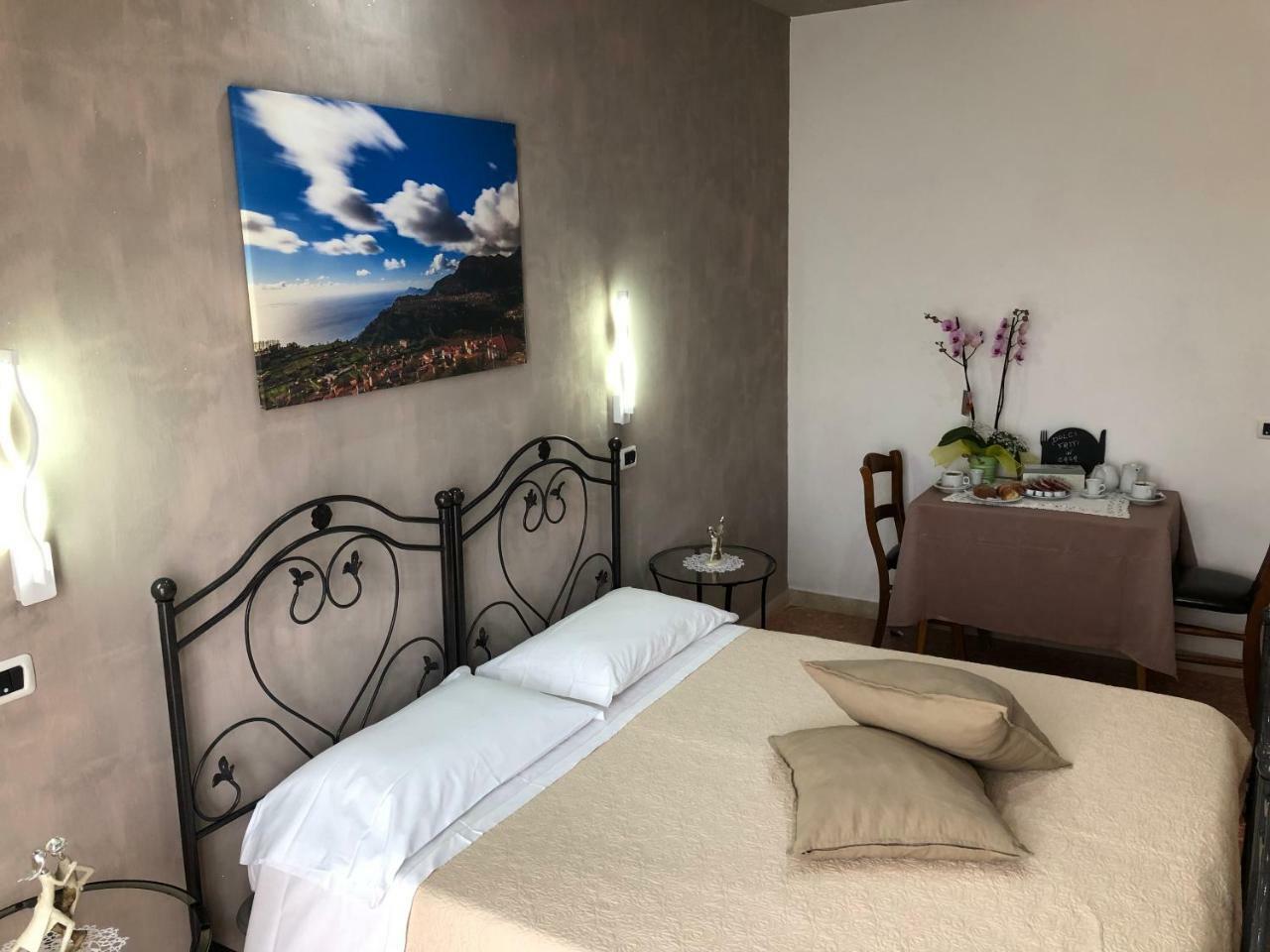 New Royal Bed & Breakfast อาเจโรลา ภายนอก รูปภาพ